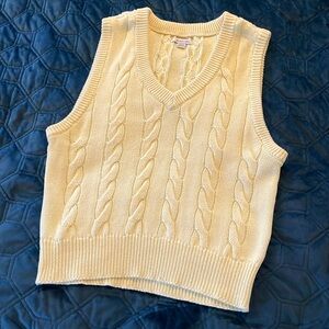 American Eagle Sweater Vest - size S